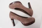lichtbruine pumps met platteau DANNY G 39 1/2, Pumps, Bruin, Ophalen of Verzenden, Zo goed als nieuw