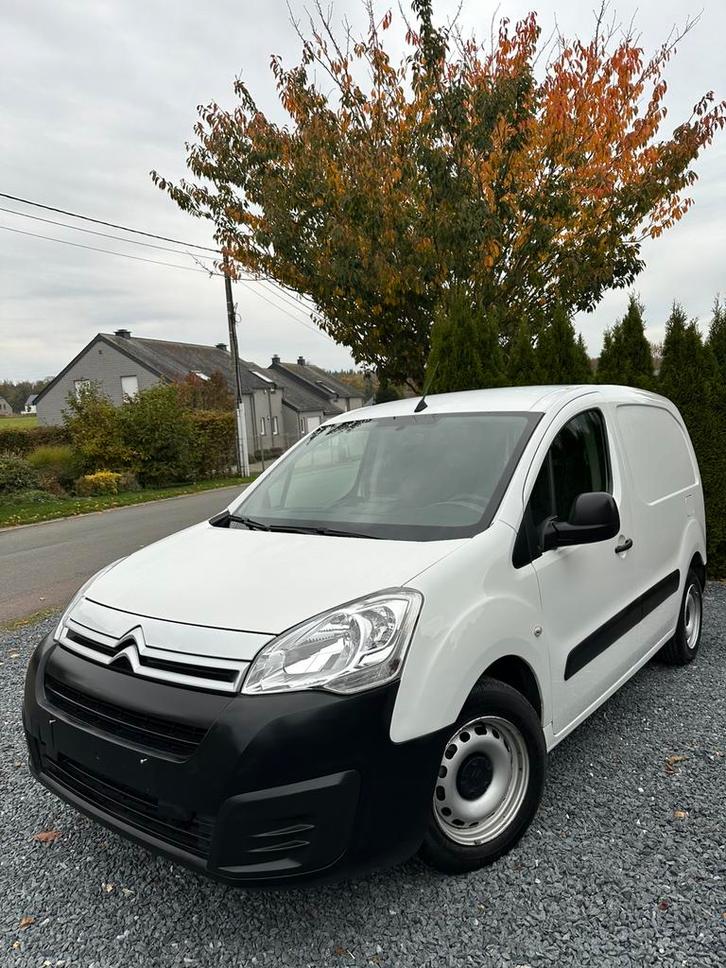 Citroën Berlingo 1.6HDI 3PL 100pk klaar voor registratie!, Auto's, Bestelwagens en Lichte vracht, Particulier, Citroën, Diesel