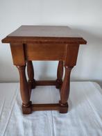 Bijzettafeltje eik, Minder dan 55 cm, Gebruikt, Vierkant, Hout