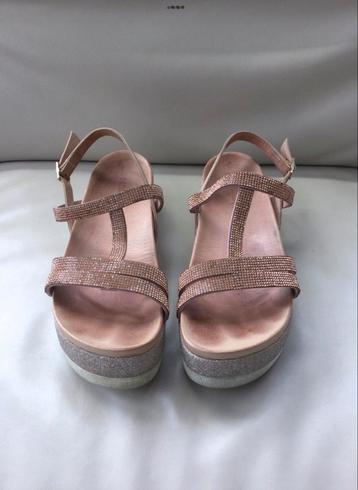 Rosé kleurige sandalen Sensunique maat 38