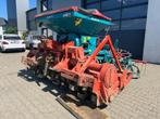 Kuhn frees met sulky zaaimachine, Ophalen, Akkerbouw, Zaaien, Planten of Poten