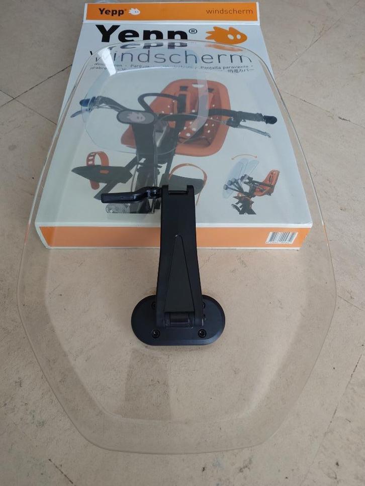 Thule Yepp windschem, Fietsen en Brommers, Fietsaccessoires | Fietsstoeltjes, Gebruikt, Voorzitje, Ophalen