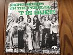 7” Micha Marah & the Pebbles - t is over, Cd's en Dvd's, Vinyl | Nederlandstalig, Ophalen of Verzenden