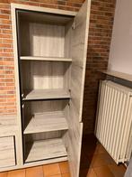 Kast in zware eik, Huis en Inrichting, Ophalen, Zo goed als nieuw