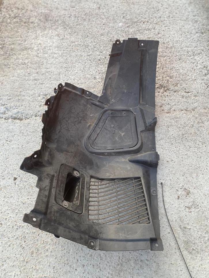 BMW AVD f10 f11 wielkasten 51717186728 7186728, Auto-onderdelen, Carrosserie, Spatbord, BMW, Voor, Rechts, Gebruikt, Ophalen