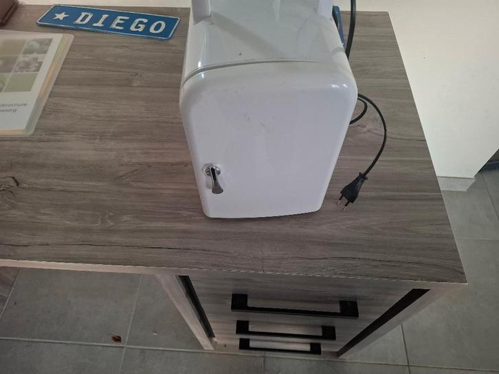 Mini koelkastje, Elektronische apparatuur, Koelkasten en IJskasten, Ophalen