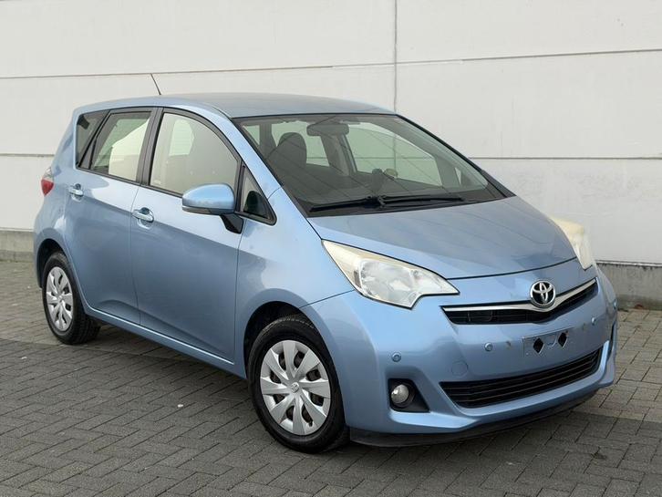Toyota Verso S 1.3i* benzine Automaat 120dkm, Autos, Toyota, Entreprise, Achat, Verso, Essence, Automatique, Enlèvement ou Envoi
