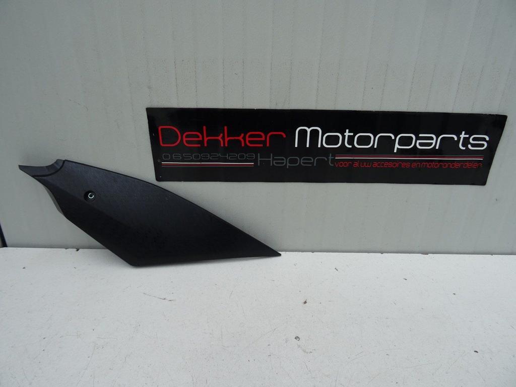 Rechter Tankkap / Tank cover right Yamaha YZF R6 2017-2025, Motoren, Gebruikt, -, -, Ophalen of Verzenden