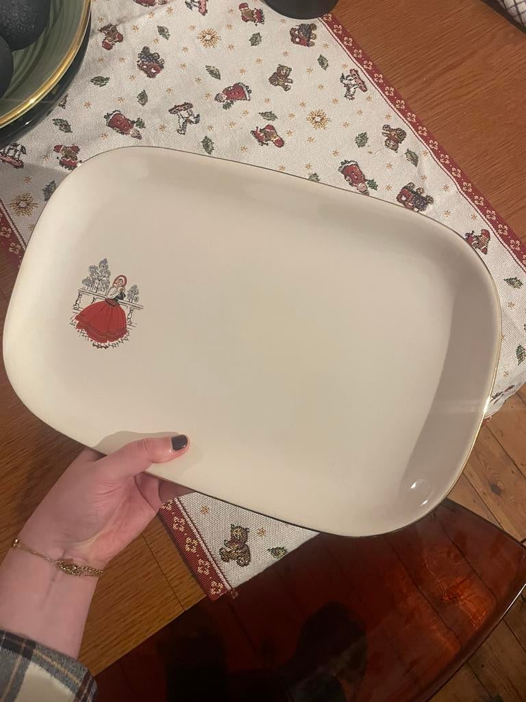 Plat avec danseuse Boch, Antiquités & Art, Antiquités | Plateaux, Enlèvement ou Envoi