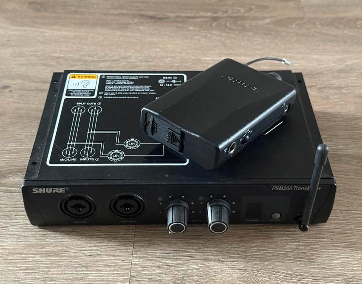 Shure PSM200 (842 - 865 MHz), Musique & Instruments, Microphones, Comme neuf, Autres types, Sans fil, Envoi