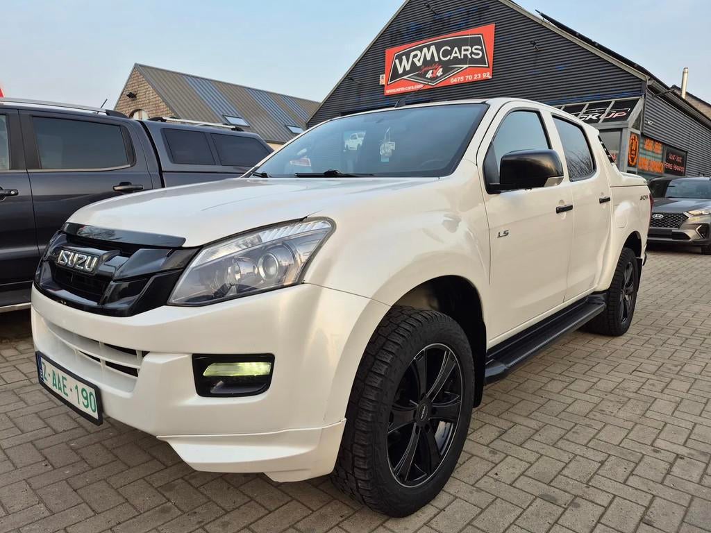 Isuzu D-max AKOYA (bj 2016), Auto's, Automaat, Gebruikt, Zwart, 4 cilinders