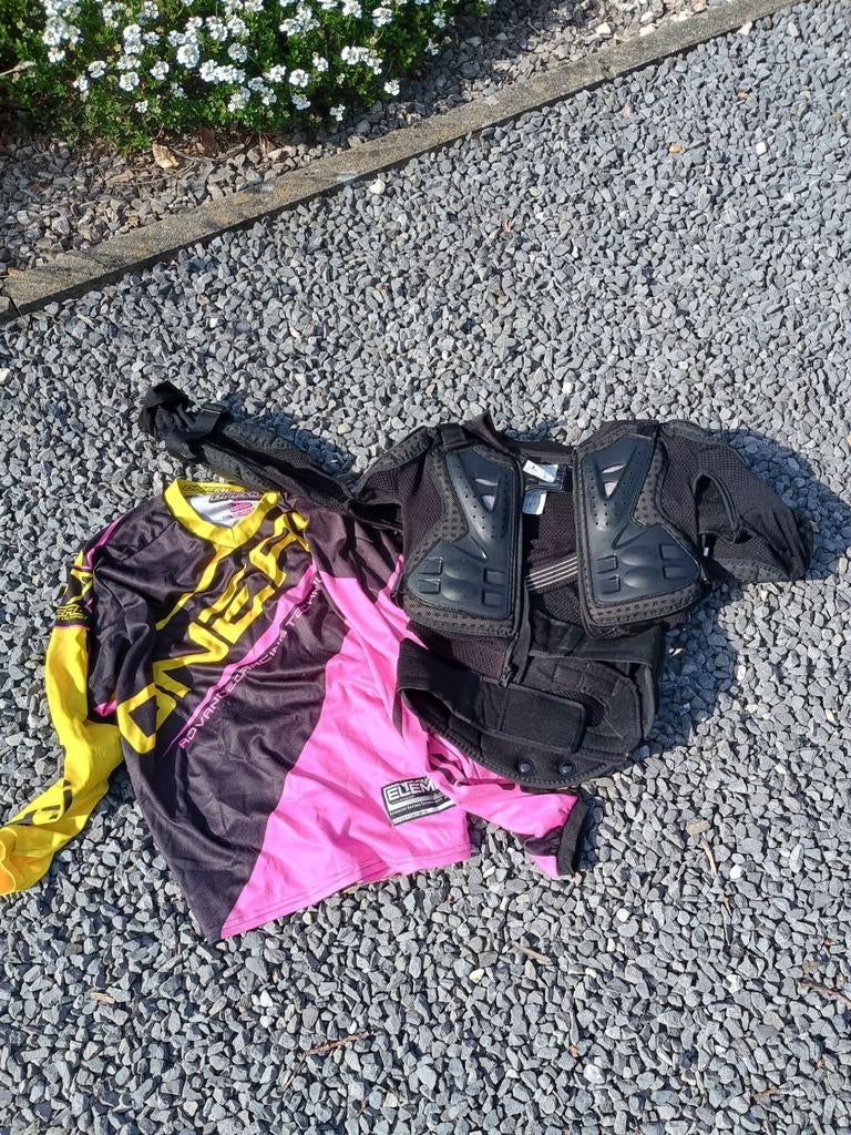 Verschillende spulletjes afzonderlijk te koop, Ophalen