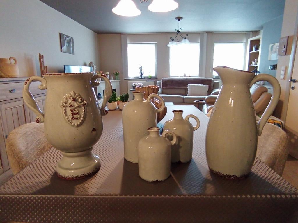 Landelijke vazen, Ophalen