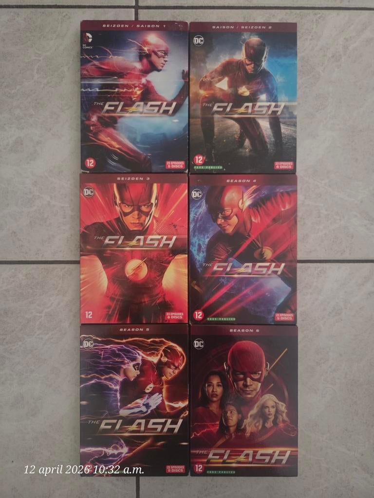 Dvd series seasons te koop zoals flash supergirl,enz, CD & DVD, DVD | Aventure, Enlèvement ou Envoi