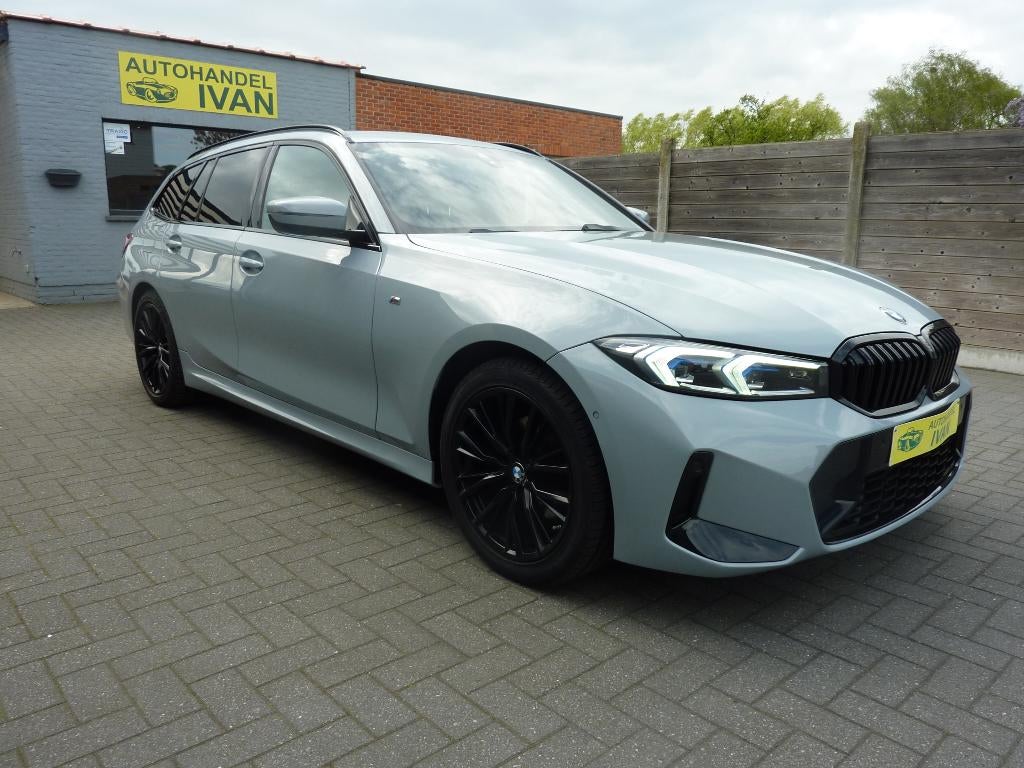 BMW 320i Touring M-Sport automaat, Automaat, 1998 cc, 4 cilinders, 5 deurs