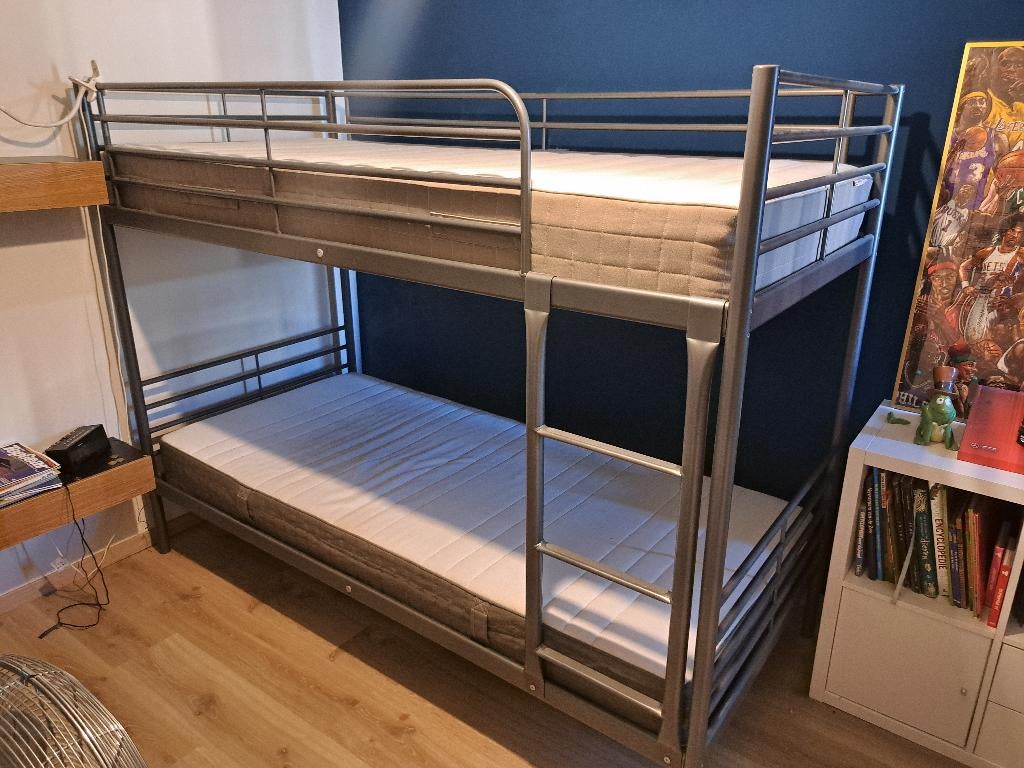 Stapelbed metaal, Huis en Inrichting, Slaapkamer | Stapelbedden en Hoogslapers, Ophalen, Zo goed als nieuw, Stapelbed