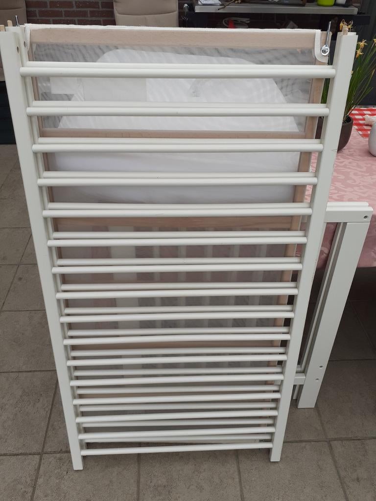 Baby bed ,met matras, kussen en donsdeken, Kinderen en Baby's, Ophalen, Gebruikt, Matras