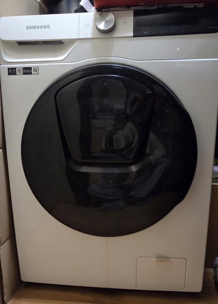 Lave-linge séchant Samsung QuickDrive️ Série 7000, Electroménager, Lave-linge, Comme neuf, Chargeur frontal, 85 à 90 cm, 1200 à 1600 tours