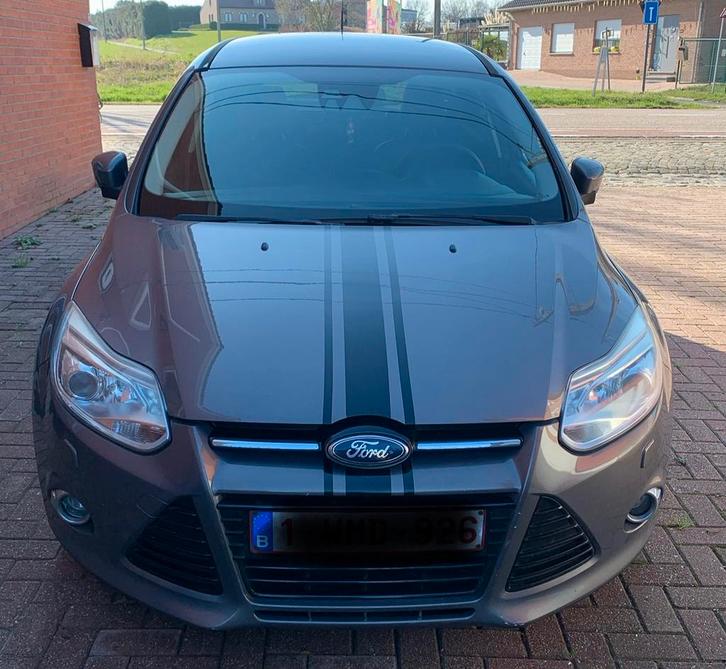Ford focus 2.0l diesel bj 2011 euro5 2500€ 289500km 🚘, Auto's, Ford, Particulier, Focus, ABS, Adaptieve lichten, Airbags, Airconditioning