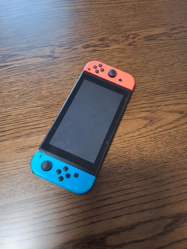 Nintendo switch, Games en Spelcomputers, Spelcomputers | Nintendo Switch, Ophalen