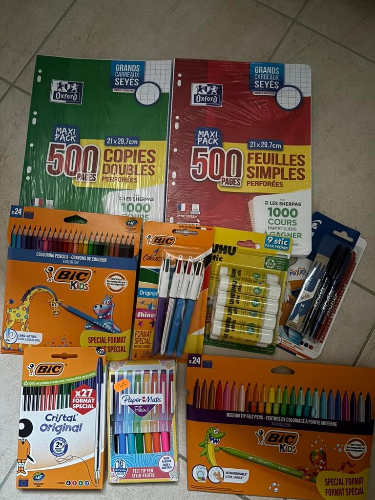 Lot fourniture scolaire neuf, Divers, Fournitures scolaires, Envoi, Neuf