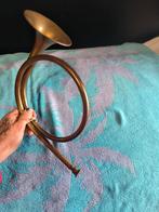 Mooie jachthoorn, Ophalen