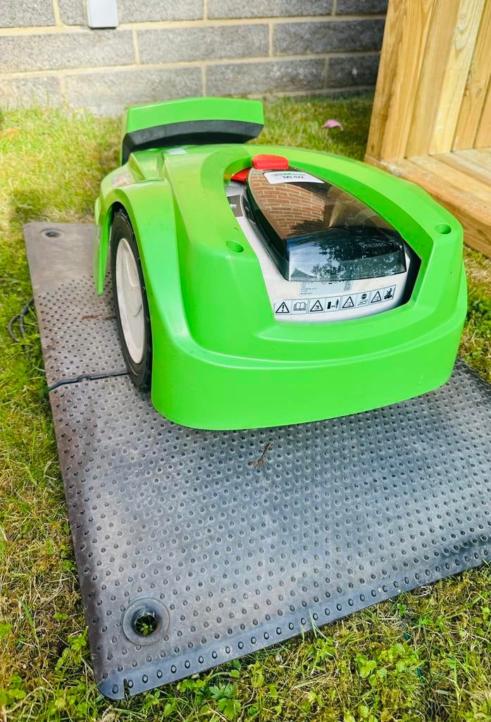 Viking robotmaaier, Tuin en Terras, Robotmaaiers, Ophalen, Zo goed als nieuw, 20 tot 25 cm, Met regensensor