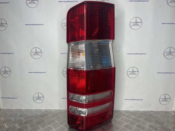 Achterlicht rechts van een Mercedes Sprinter, Auto-onderdelen, Verlichting, Mercedes-Benz, Gebruikt, 3 maanden garantie
