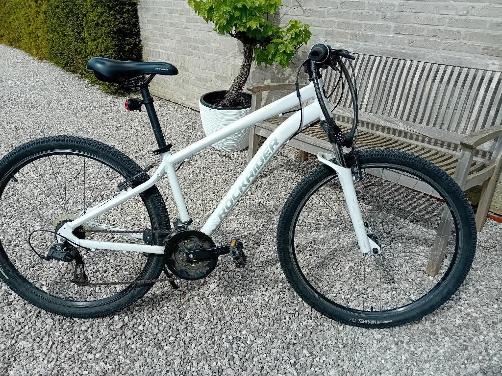 Witte mountainbike, Versnellingen, Zo goed als nieuw, Rockrider, Ophalen