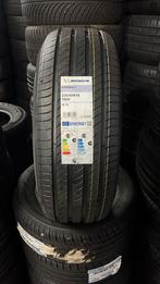 22555r18 225 55 r18 225/55/18 Michelin Nouveau avec montage, Autos : Pièces & Accessoires, Pompes à essence, Enlèvement ou Envoi