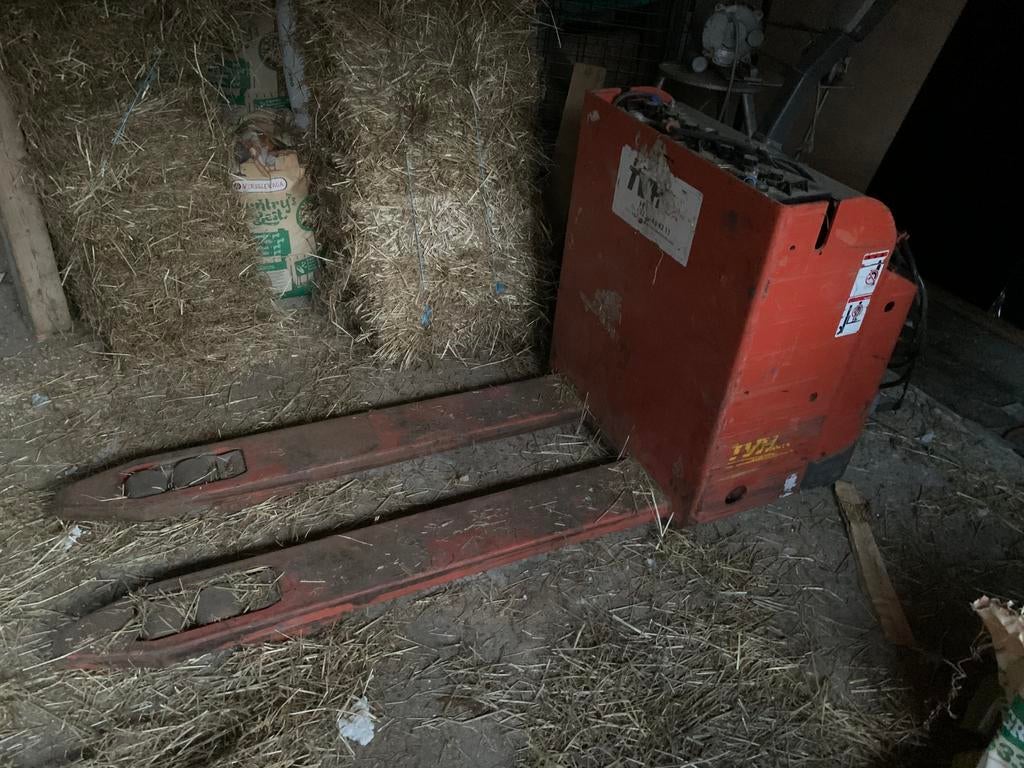 Elektrische transpalet met nieuwe baterijen, Enlèvement, Comme neuf