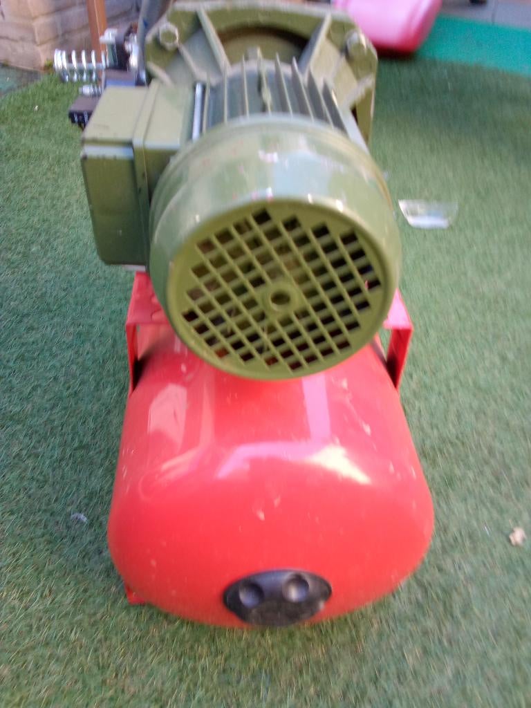 waterpomp, Ophalen of Verzenden, Gebruikt, Elektrisch, Hydrofoorpomp