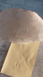 à vendre pierre de cristal de roche brute de 932gr, Enlèvement, Minéral