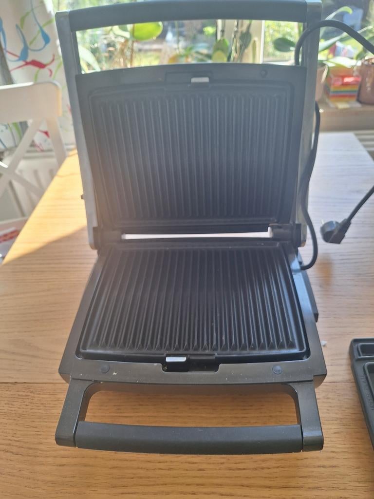 Fritel grill en wafelijzer., Ophalen
