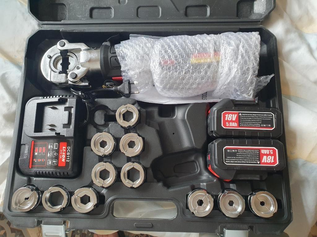 sertisseuse., Bricolage & Construction, Enlèvement, Neuf, Chrome