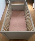 Beige ledikant/babybed met matras, dekbed en toebehoren, Kinderen en Baby's, Ophalen, Gebruikt, Ledikant