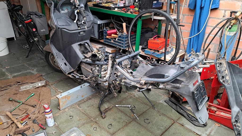 suzuki burgman 250 cc, Ophalen, 1 cilinder, Scooter, Suzuki