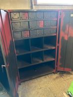 Ijzeren kast, Ophalen