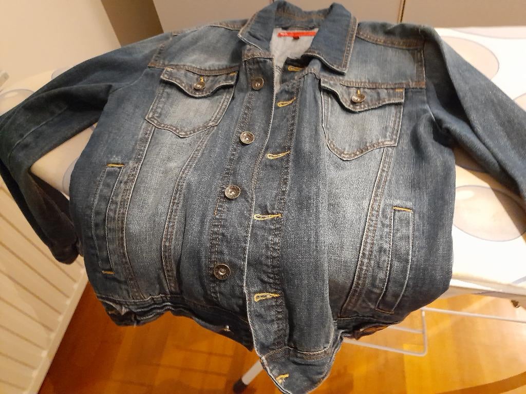 jeansvest jongen, Kinderen en Baby's, Kinderkleding | Overige, Ophalen, Zo goed als nieuw, Esprit, Jongen