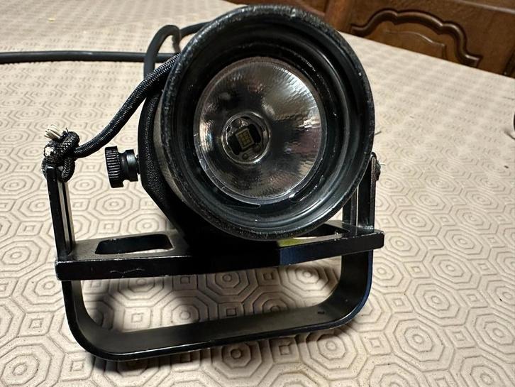 Lampe de plongée LIGHTMONKEY, Sports nautiques & Bateaux, Plongée, Utilisé, Lampe de plongée, Enlèvement