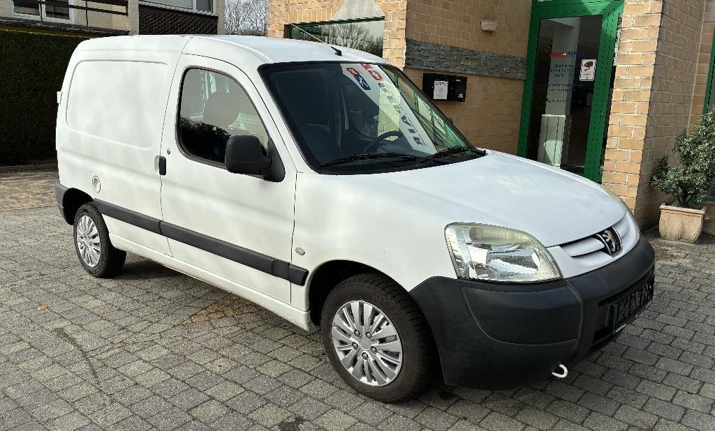 Peugeot Partner * 1J GARANTIE * GEKEURD * ZEER PROPER, Auto's, 4 deurs, Wit, Bedrijf, Te koop