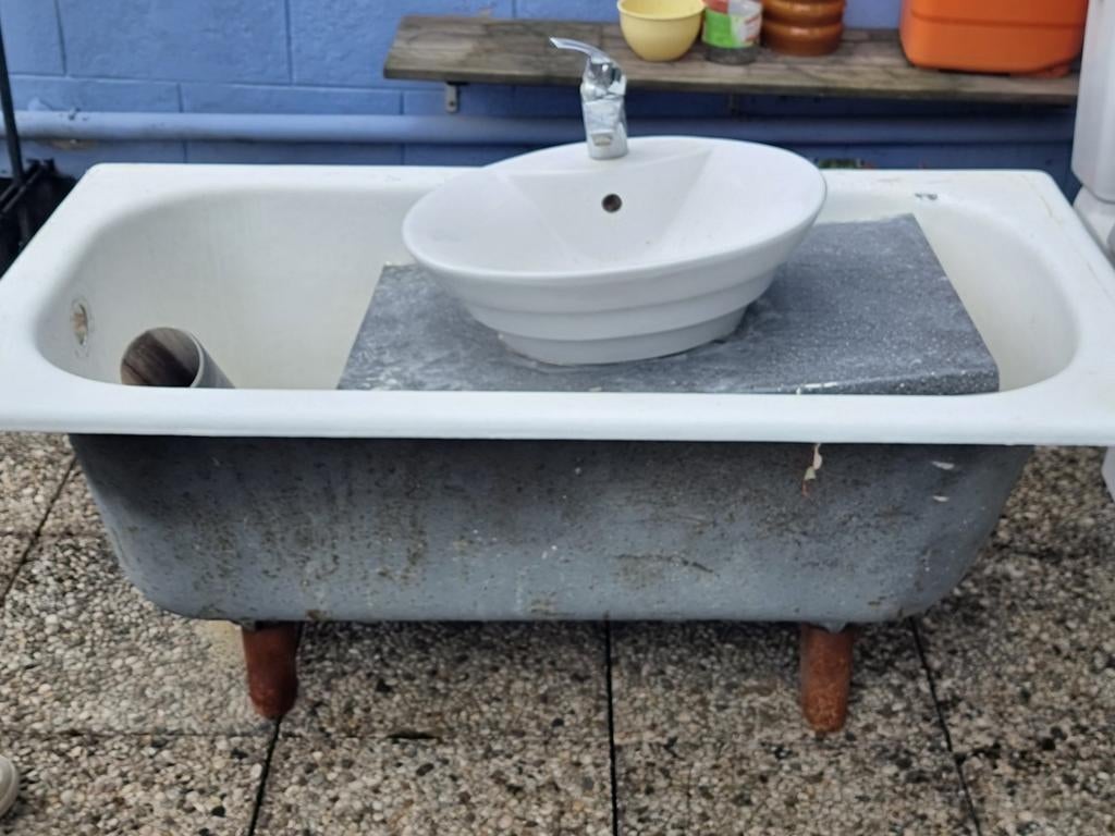 Fonte et métaux à donner, Maison & Meubles, Salle de bain | Salle de bain complète, Enlèvement