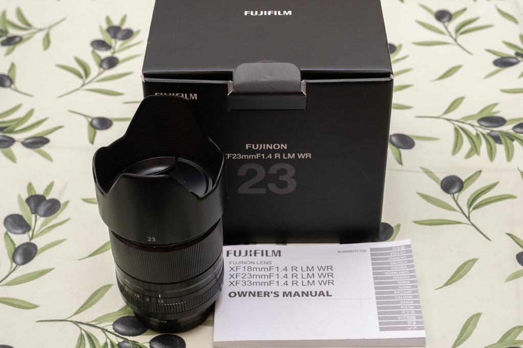 Fujifilm 23 mm f/1,4 R LM WR, TV, Hi-fi & Vidéo, Enlèvement ou Envoi, Comme neuf, Lentille standard