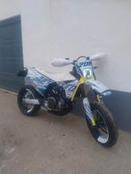 Husqvarna 701, Vélos & Vélomoteurs