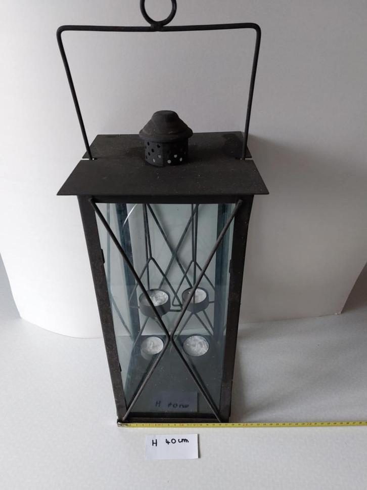 Deze stijlvolle lantaarn in zwart kleur is een su, Tuin en Terras, Buitenverlichting, Zo goed als nieuw, Led, Ophalen