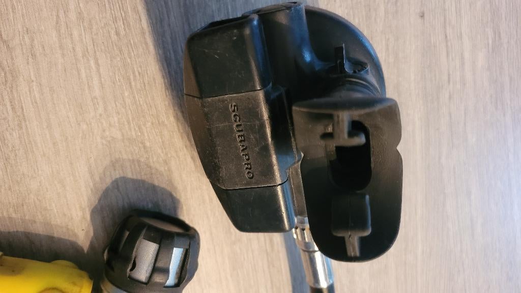 Détendeur plongée scubapro, Enlèvement, Utilisé