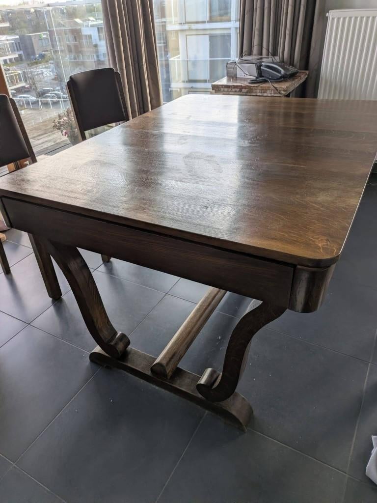 Eikenhouten tafel, Enlèvement
