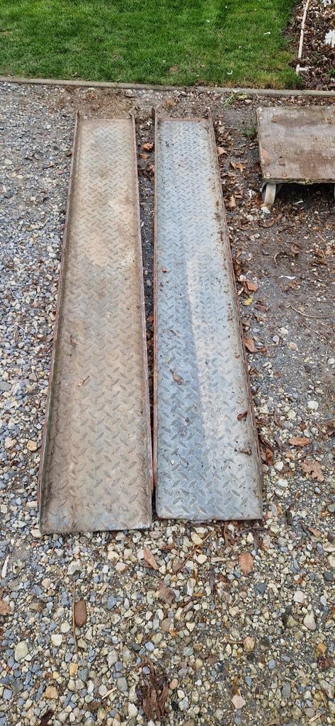 Oprijplaten, Enlèvement