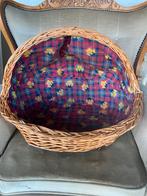 Honden of kattenmand, Dieren en Toebehoren, Ophalen, Gebruikt, Riet