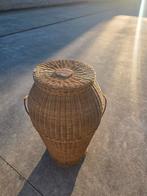 Grand panier à linge en osier avec couvercle —  70 cm de ha, Maison & Meubles, Enlèvement ou Envoi